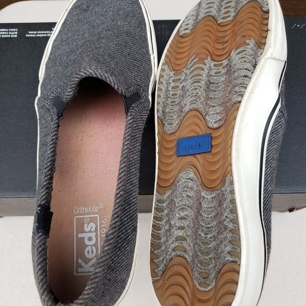EUC KEDS double decker slip-on sneaker in pewter grey (9) KICKS - Picture 4 of 8